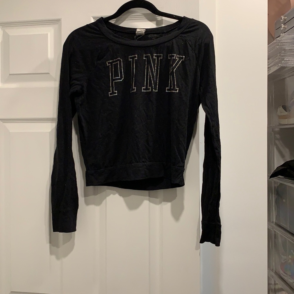 PINK Victoria’s Secret long-sleeve crop top